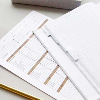 6 Money-Saving Habits for Women to Stay Out of Debt